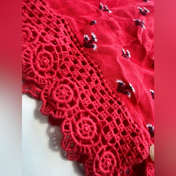 Superdry Sunny lace detail button front top in Red Ditsy Size: 6 NWT - Picture 10 of 11